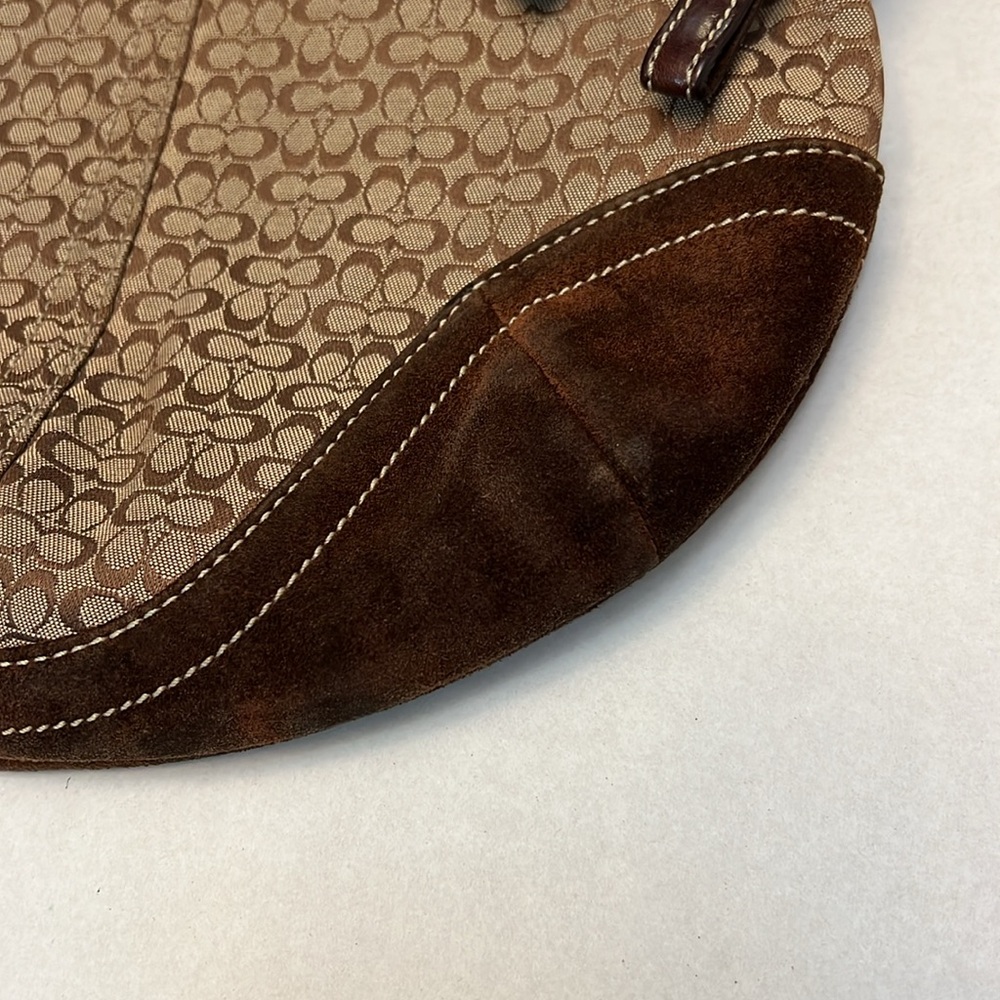 COACH SOHO SIGNATURE HOBO SHOULDER BAG BROWN SUEDE BOTTOMS - Picture 5 of 16